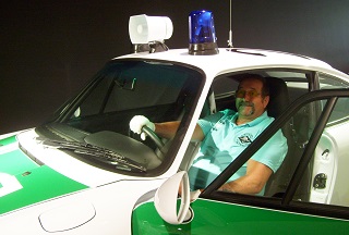 Foto von Manfred im Polizei-Porsche